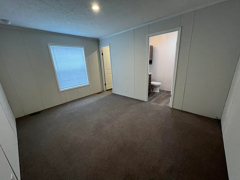 38000 Le Chateau Blvd #448 — Photo 18