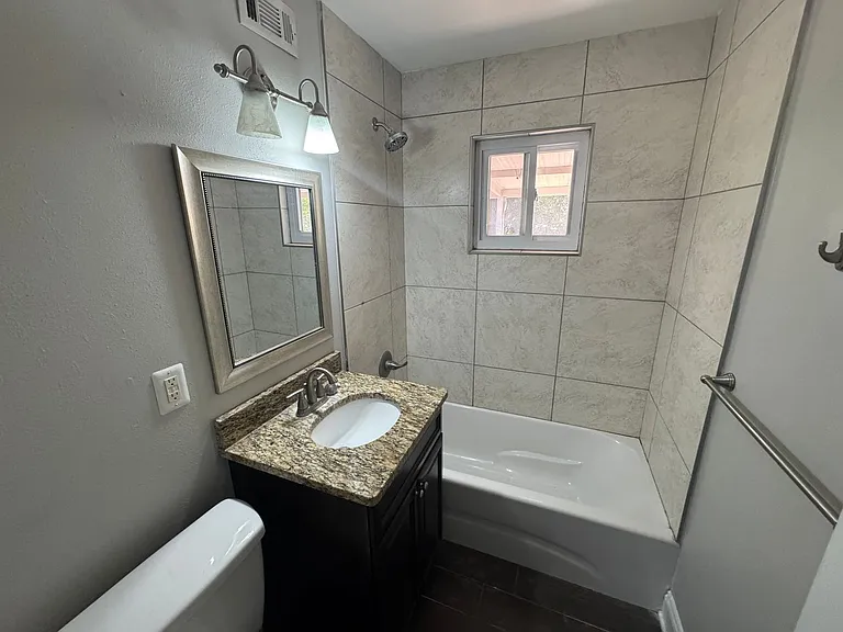 119 Judith Dr — Photo 11