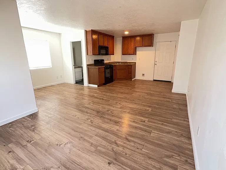 13336 Mohawk Rd — Photo 11