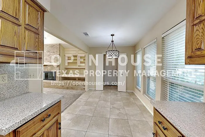 1608 Railhead Pl — Photo 5