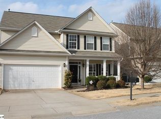 102 Derry Ln, Greer, SC 29650