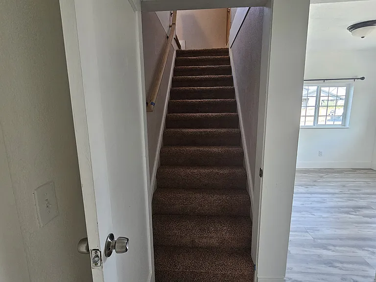 607 S H St — Photo 21