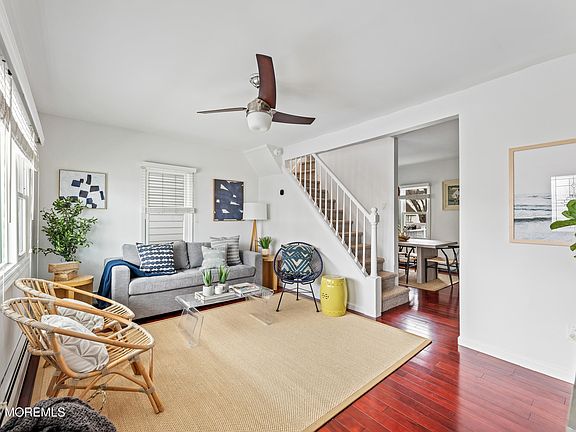 3rd image of 37 Shrewsbury Ave #B