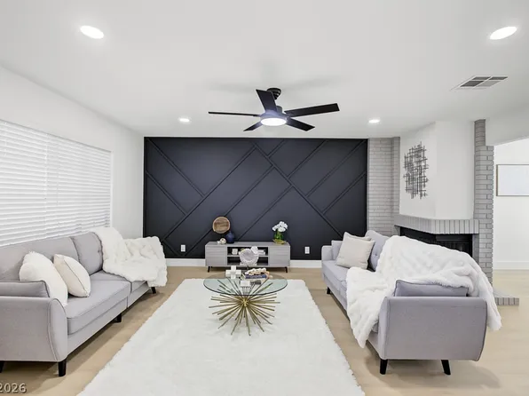 2371 Pickwick Dr, Henderson, NV 89014