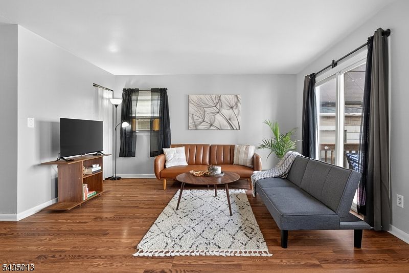 1st image of 7 Westminster Pl
