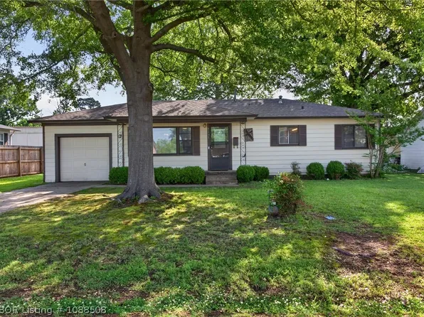 4205 S 17th St, Fort Smith, AR 72901