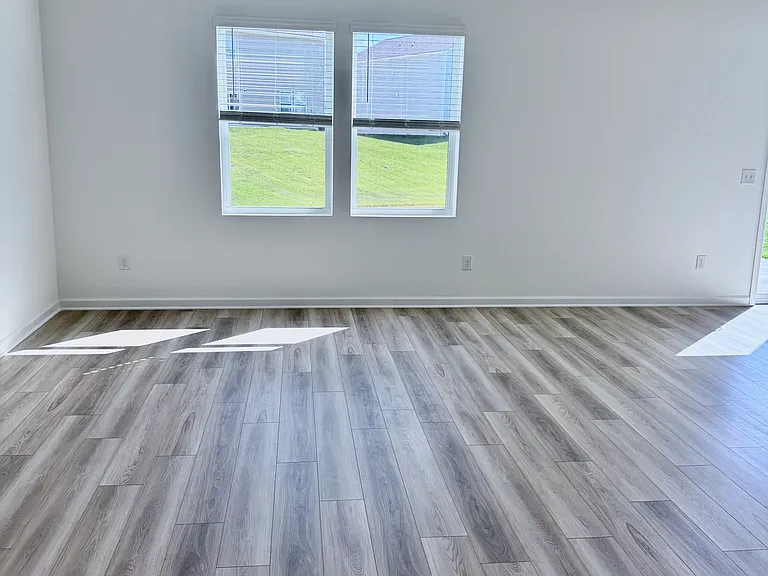 1274 Ross Farms Blvd — Photo 8