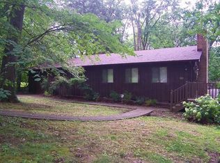 105 Hillside Dr, Berea, KY 40403