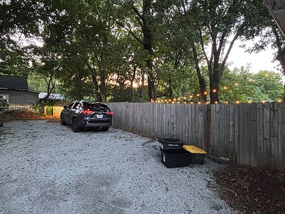 4th image of 4815 Plainville Rd