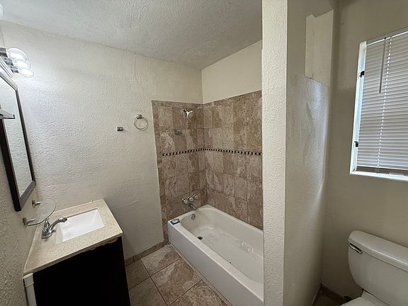 2nd image of 5257 Polan Ln