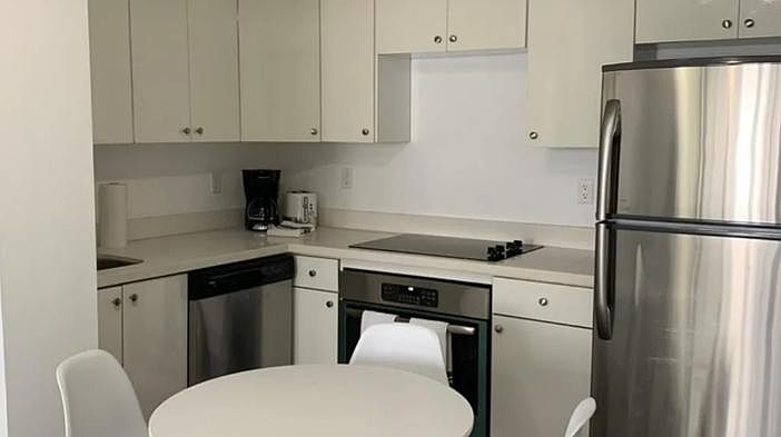 1st image of 820 7th St #1