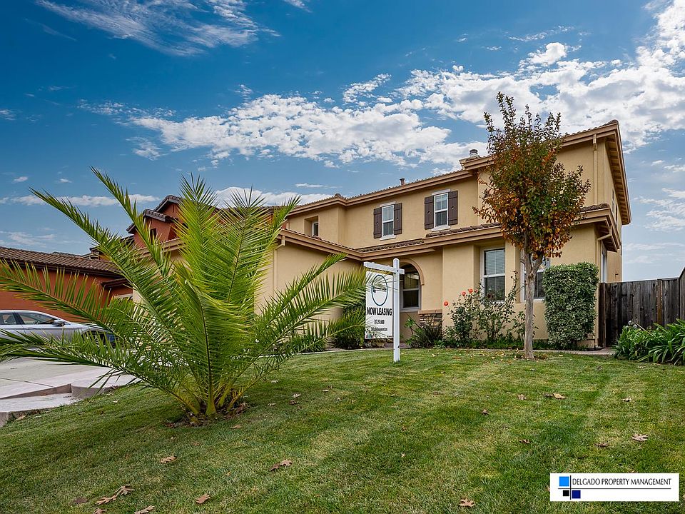 1st image of 46 Palestrina Dr