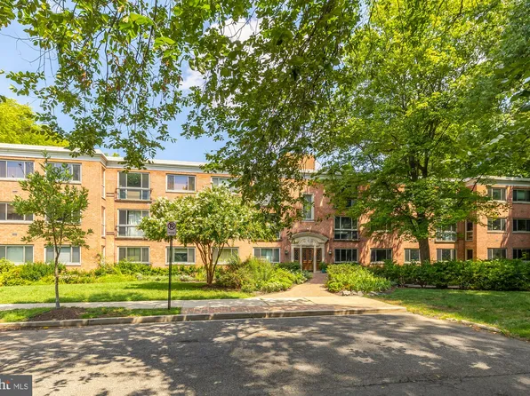 2711 Ordway St NW APT 201, Washington, DC 20008