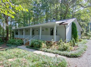 8309 Maloe Ct, Oak Ridge, NC 27310