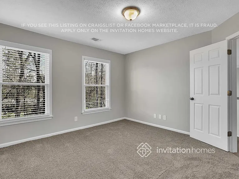 1810 Collines Ave SW — Photo 18