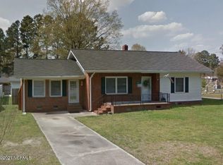 3222 N Green St, Farmville, NC 27828