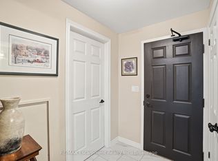 5188 Lakeshore Rd #310, Burlington, ON L7L6P4
