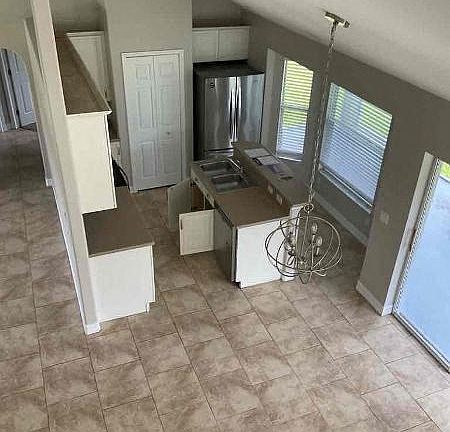 3rd image of 224 NE 21st Ave