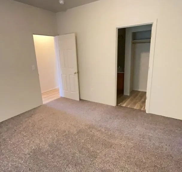 3951 Arrowhead Dr #A-D — Photo 11