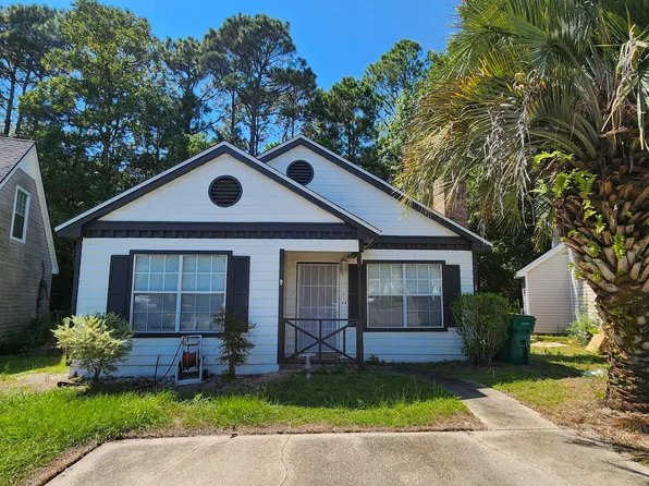 2535 Georgetown Ln, Fort Walton Beach, FL 32547