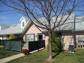 1st image of 986 Kingsbury Ct