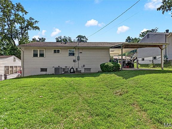 2nd image of 2111 Pincian Dr