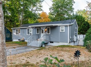 16 Paul St, York, ME 03909