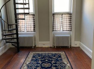 324 Dickinson St, Philadelphia, PA