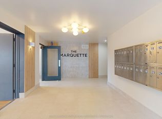 1 Marquette Ave #23, Toronto, ON M6A1X8