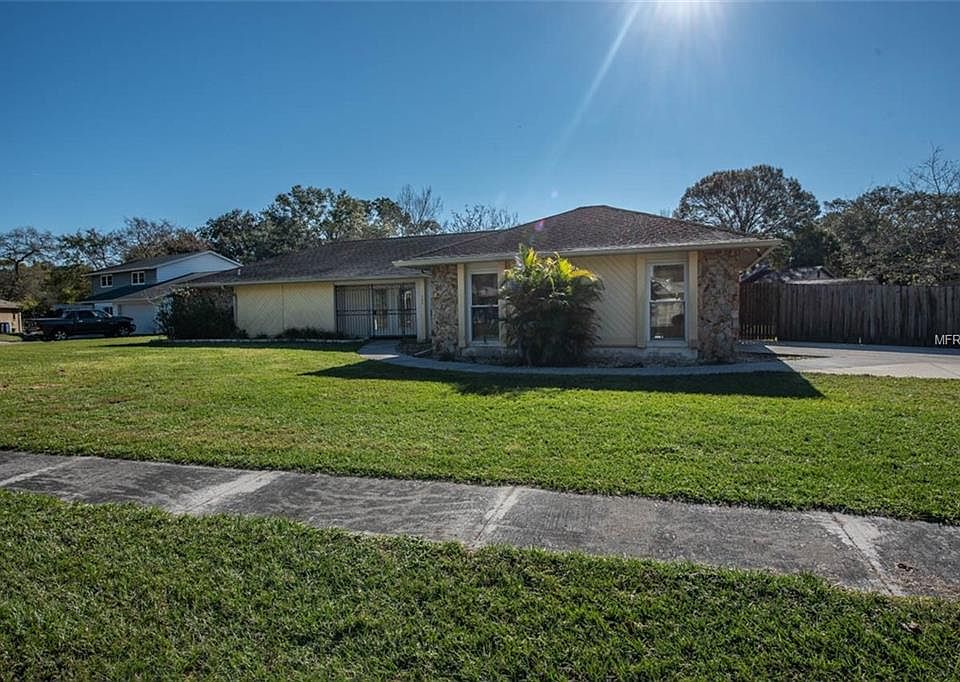 1st image of 606 Speck Ct
