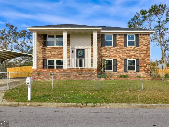 2929 Inwood Dr, Hephzibah, GA 30815
