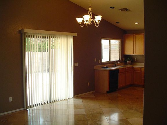 4th image of 1156 E Stottler Dr