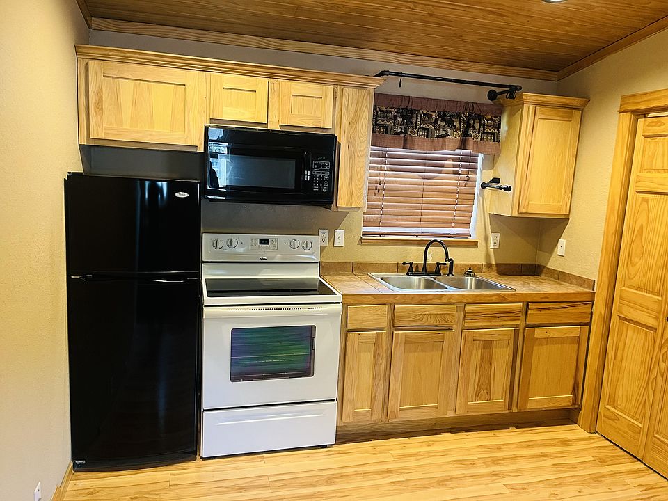 1st image of 1 View Vista Dr #B-02
