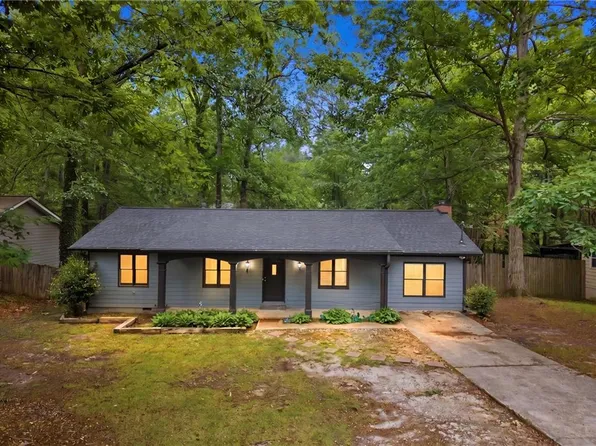 360 Hemlock Dr, Lawrenceville, GA 30046