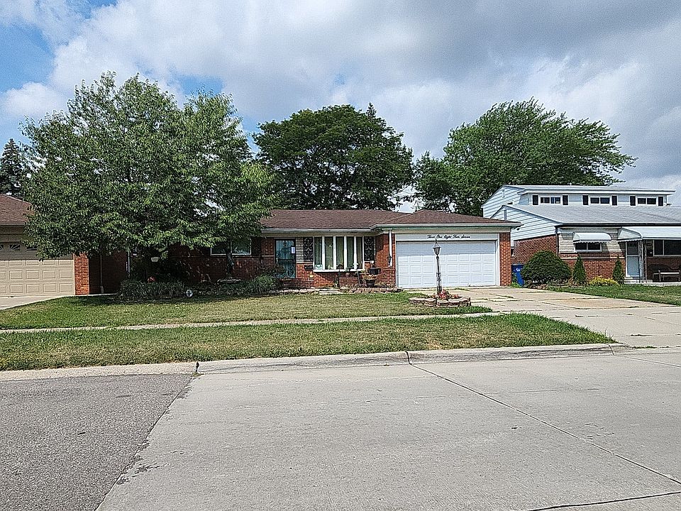 1st image of 31847 Shawn Dr