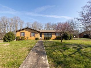 518 Cedar Ln, Sparta, TN 38583