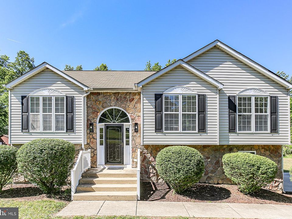 1st image of 424 Laurel Ave