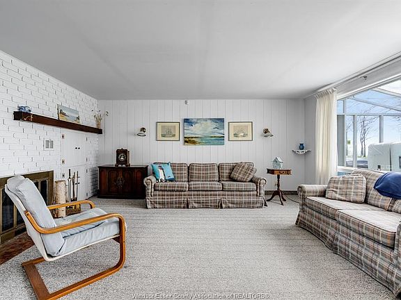 3rd image of 187 Cooks Rd