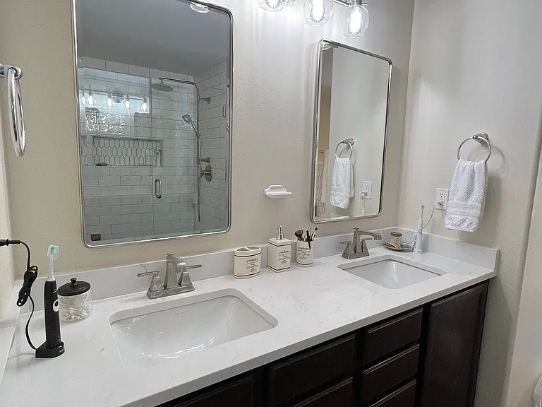 2537 Denton St — Photo 27