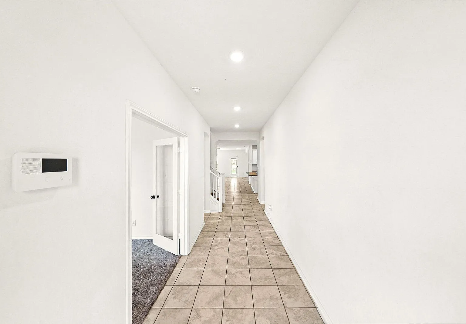 5 bed, 3.5 bath, 3231 sqft, $3,095 — Photo 4