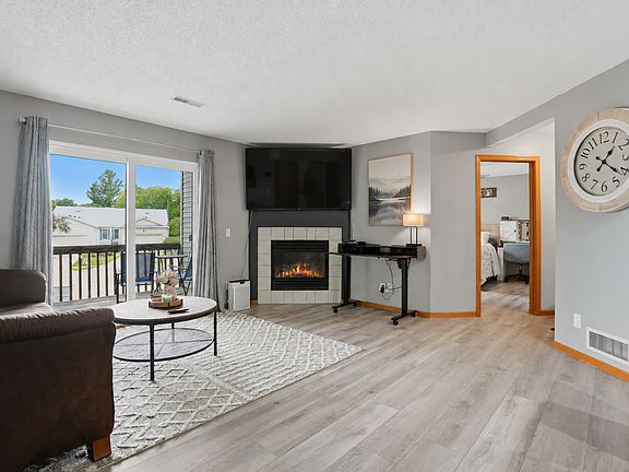 4th image of 4165 Mallard Ct APT 5