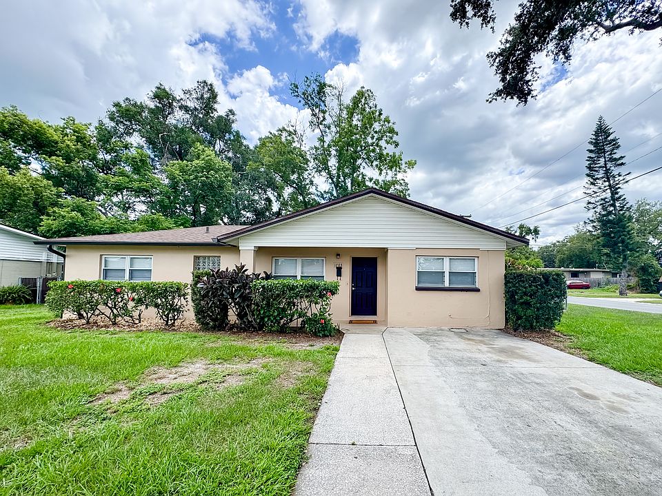 1st image of 1703 Mockingbird Ln