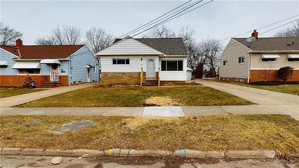 9809 David Rd photo 1
