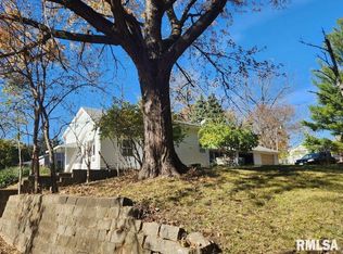 1515 E Tripp Ave, Peoria, IL 61603