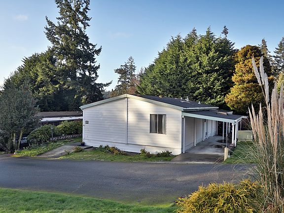 2nd image of 5406 Freeland Ave #21