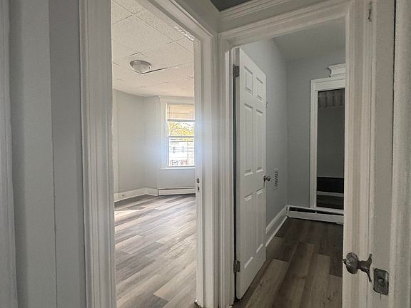 4th image of 40 Wegman Pkwy Floor 2