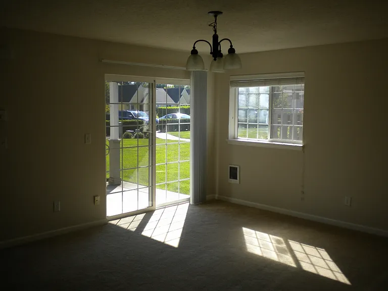 2946 Matt Dr — Photo 5