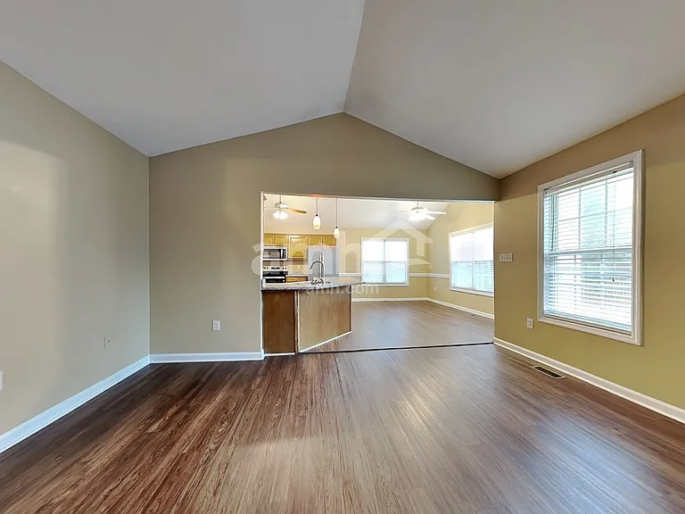 112 Pine Orchard Ct — Photo 6
