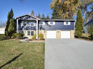 7216 33rd Ave N, Crystal, MN 55427