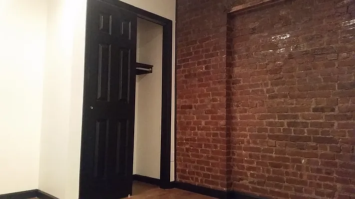 Rented by AD Real Estate Investors | media 38